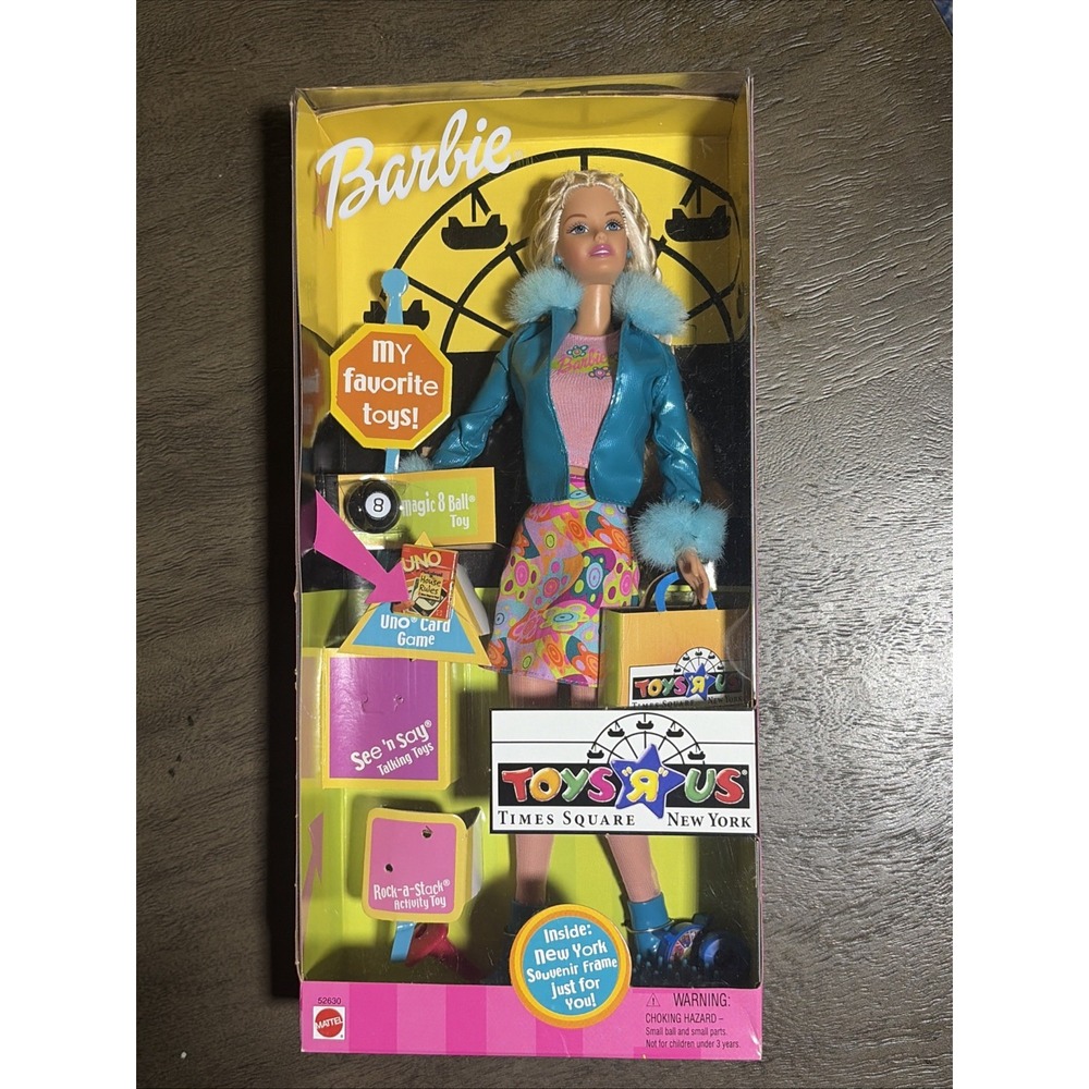 2001 Barbie Doll Toys R Us New York Times Square #52630 Exclusive